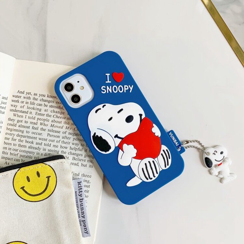 スヌーピー ブランドiphone 13 mini/13 pro maxケース 面白い ピーナッツ ジャケット型  Snoopy ペンダント付き
