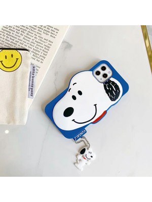 スヌーピー iPhone13 pro/13 pro max/13 miniケース おしゃれ ジャケット型 ブランド Snoopy ペンダント付き チャーリー.ブラウン ストラップ穴 激安 シリコンケース 衝撃吸収 ソフト アイフォン13/12/11/xr/x/xs/8/7/6カバー 耐衝撃 面白い 高級感 メンズ レディーズ