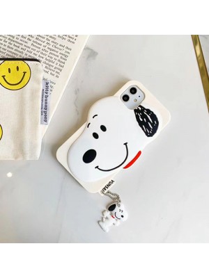 スヌーピー iPhone13 pro/13 pro max/13 miniケース おしゃれ ジャケット型 ブランド Snoopy ペンダント付き チャーリー.ブラウン ストラップ穴 激安 シリコンケース 衝撃吸収 ソフト アイフォン13/12/11/xr/x/xs/8/7/6カバー 耐衝撃 面白い 高級感 メンズ レディーズ