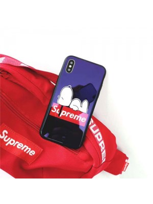 Supreme スヌーピー コラボ iphone 14/14 Pro/14 Pro Max/14 Plus/se3/13/13 pro/13 pro maxケース 鏡面ガラス型 ジャケット シュプリーム 全機種対応 Galaxy a53/S22/Note21 Ultraスマホケース ハイブランド  Xperia 1/5/10iv/ace3/1/5/10iiiケース 可愛い Snoopy 黒白色 メンズ レディース