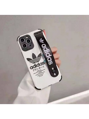 アディダス ハイブランド iPhone 13/12s/13 pro maxケース ジャケット型 ハンドバンド adidas トレフォイルロゴ ストランプ付き モノグラム adidas シンプル 全面保護 シリコン 頭掛け アイフォン13 mini/12/11/x/xs/xr/8/7スマホケース メンズ レディース