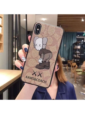 KAWS コーチ コラボ iphone 14/13 mini/14 pro/14 pro maxケース ブランド ペアお揃い ジャケット型 カウズ モノグラム 人気 アイフォン14/14プロ/13ミニケース おまけつき メンズ レディース