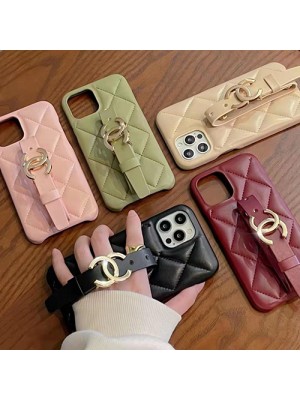 Chanel シャネル ブランド iphone 14/14 pro/14 pro max/14 plusケース かわいい ハンドバンド付き モノグラム 落下防止 アイフォン14/13/12/11カバー ファッション メンズ レディース