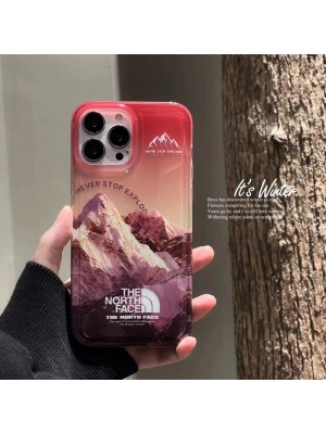 The North Face ザノースフェイス ブランド iphone 14/14Pro/14 Pro Maxケース インスタ風 雪山柄 ジャケット型 クリアケース アイフォン14プロ マックス/14プロ/14/13/12/11カバー 大人気 メンズ レディース 