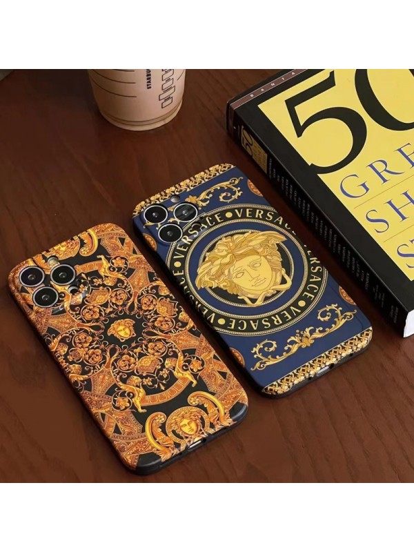 VERSACE ブランド iphone 14/14 pro/14 pro maxケース ヴェルサーチ かわいい メドゥーサ柄 モノグラム アイフォン14/13/12/11カバー ジャケット型 韓国風 メンズ レディーズ