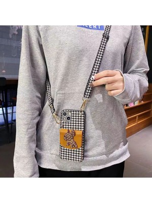 LV ブランド Galaxy S22/S22+/S22 Plus/S22 Ultraケース ルイ.ヴィトン モノグラム ブルドッグ柄 レザー ストラップ バング風 カード入れ iPhone13 Pro Max/13 Pro/13カバー セレブ愛用 韓国風 アイフォン13プロ マックス/13プロ/13/12/11/X/XS/XR/8/7スマホケース 大人気 メンズ レディース