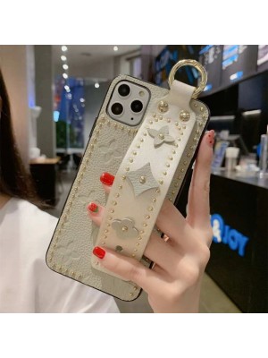 LV ブランド iphone14/14 pro/14 pro maxケース 韓国風 ルイヴィトン ハンドバンド付 リベット柄 リング付き スタンド機能 レザー製 ジャケット型 モノグラム アイフォン14/14プロ/14プロ マックス/14プラス/13/12/11カバー ファッション メンズ レディース